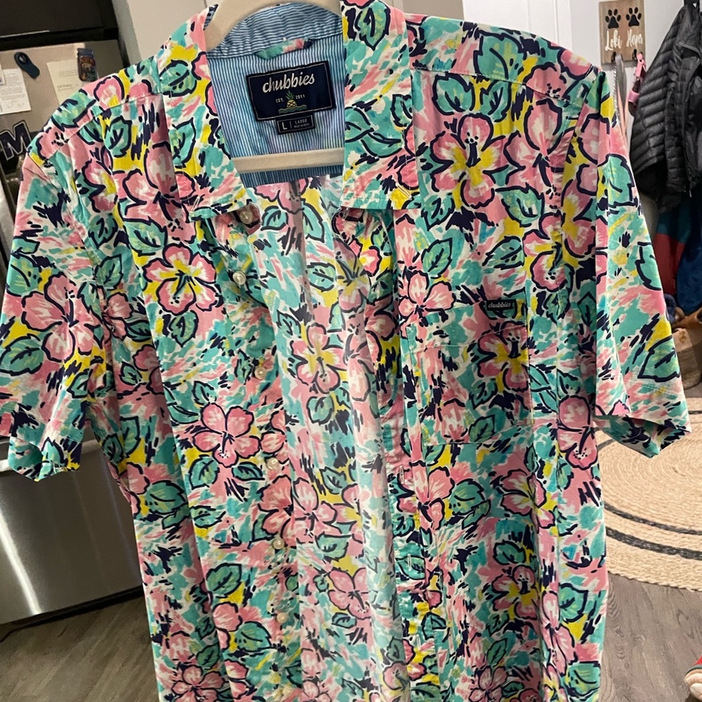 Chubbies short sleeve button down shirt